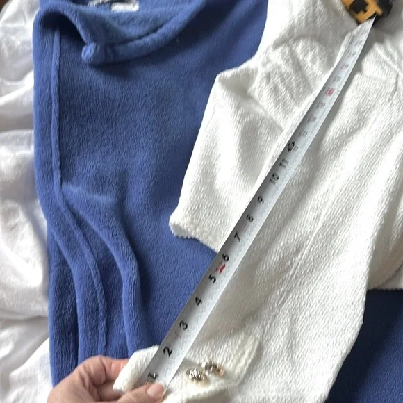 NEW Tweed like Lady Jacket w beautiful details summery light weight. Fits like M - Picture 8 of 9